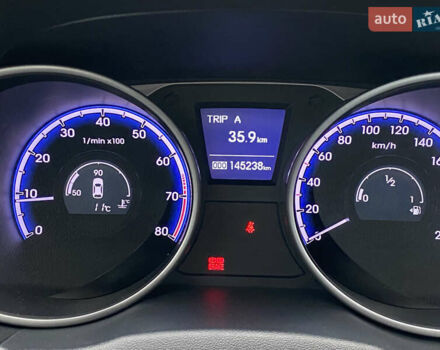 Хендай их35 2011 в Киеве на Automoto.ua Белый Хендай их35, объемом двигателя 2 л и пробегом 145 тыс. км за 11500 $, фото 10 на Automoto.ua