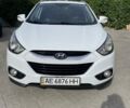 Белый Хендай их35, объемом двигателя 2 л и пробегом 260 тыс. км за 10900 $, фото 1 на Automoto.ua