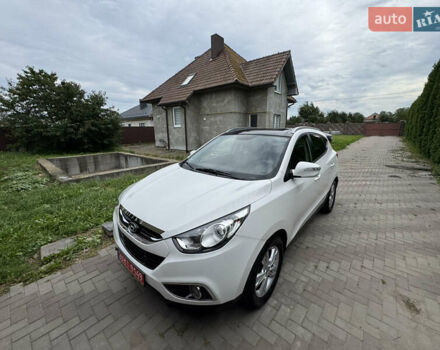 Білий Хендай іх35, об'ємом двигуна 2 л та пробігом 178 тис. км за 13500 $, фото 13 на Automoto.ua