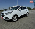 Белый Хендай их35, объемом двигателя 2 л и пробегом 171 тыс. км за 15499 $, фото 2 на Automoto.ua