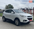 Белый Хендай их35, объемом двигателя 2 л и пробегом 193 тыс. км за 10550 $, фото 12 на Automoto.ua