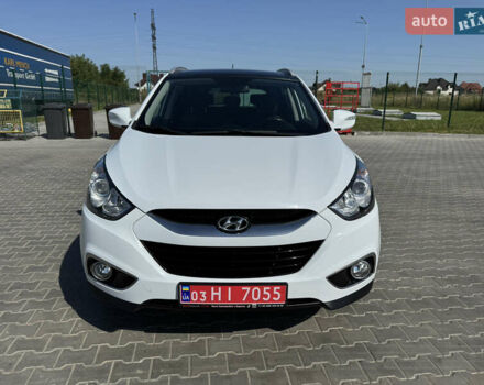 Белый Хендай их35, объемом двигателя 2 л и пробегом 171 тыс. км за 15499 $, фото 15 на Automoto.ua
