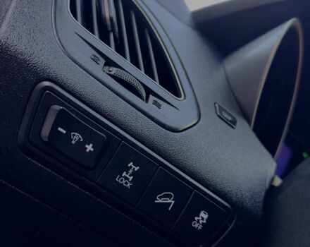 Хендай их35 2011 в Межгорье на Automoto.ua Белый Хендай их35, объемом двигателя 2 л и пробегом 235 тыс. км за 11100 $, фото 52 на Automoto.ua