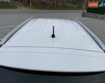 Білий Хендай іх35, об'ємом двигуна 2 л та пробігом 133 тис. км за 9600 $, фото 19 на Automoto.ua