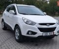 Белый Хендай их35, объемом двигателя 1.7 л и пробегом 212 тыс. км за 11400 $, фото 67 на Automoto.ua
