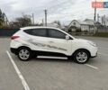 Білий Хендай іх35, об'ємом двигуна 2 л та пробігом 132 тис. км за 9999 $, фото 3 на Automoto.ua