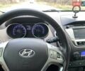 Белый Хендай их35, объемом двигателя 2 л и пробегом 143 тыс. км за 13700 $, фото 10 на Automoto.ua