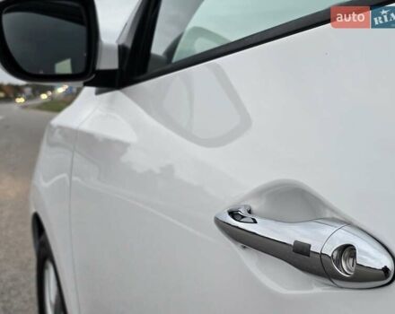 Белый Хендай их35, объемом двигателя 2 л и пробегом 211 тыс. км за 12999 $, фото 22 на Automoto.ua