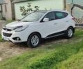 Белый Хендай их35, объемом двигателя 2 л и пробегом 90 тыс. км за 13888 $, фото 2 на Automoto.ua