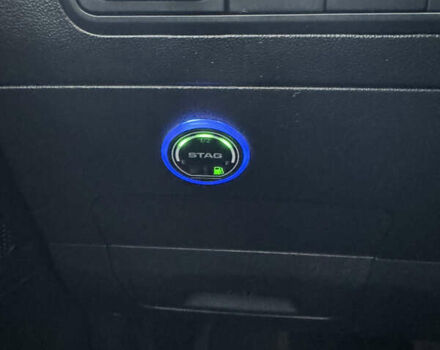 Белый Хендай их35, объемом двигателя 2 л и пробегом 157 тыс. км за 14000 $, фото 8 на Automoto.ua