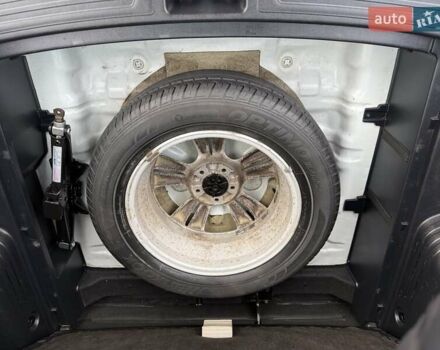 Білий Хендай іх35, об'ємом двигуна 2 л та пробігом 133 тис. км за 9600 $, фото 49 на Automoto.ua