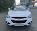 Білий Хендай іх35, об'ємом двигуна 2 л та пробігом 170 тис. км за 10700 $, фото 1 на Automoto.ua