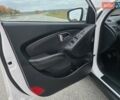 Белый Хендай их35, объемом двигателя 2 л и пробегом 211 тыс. км за 12999 $, фото 27 на Automoto.ua