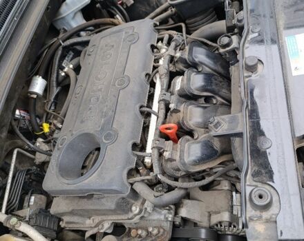 Белый Хендай их35, объемом двигателя 2 л и пробегом 144 тыс. км за 14100 $, фото 8 на Automoto.ua