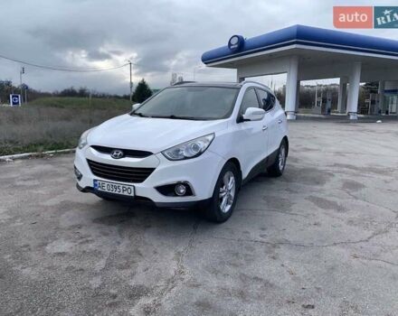 Белый Хендай их35, объемом двигателя 2 л и пробегом 143 тыс. км за 13700 $, фото 8 на Automoto.ua