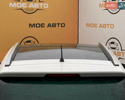 Белый Хендай их35, объемом двигателя 1.7 л и пробегом 204 тыс. км за 11500 $, фото 29 на Automoto.ua