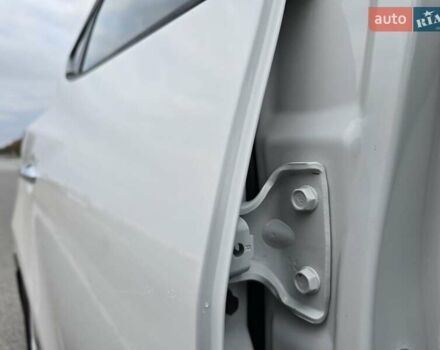 Белый Хендай их35, объемом двигателя 2 л и пробегом 211 тыс. км за 12999 $, фото 67 на Automoto.ua