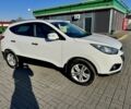 Белый Хендай их35, объемом двигателя 1.7 л и пробегом 289 тыс. км за 9400 $, фото 7 на Automoto.ua