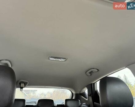 Білий Хендай іх35, об'ємом двигуна 2 л та пробігом 133 тис. км за 9600 $, фото 57 на Automoto.ua