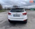 Белый Хендай их35, объемом двигателя 2 л и пробегом 143 тыс. км за 13700 $, фото 3 на Automoto.ua