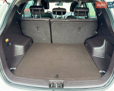 Белый Хендай их35, объемом двигателя 2 л и пробегом 169 тыс. км за 13300 $, фото 22 на Automoto.ua