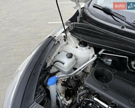 Білий Хендай іх35, об'ємом двигуна 2 л та пробігом 133 тис. км за 9600 $, фото 51 на Automoto.ua
