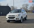 Белый Хендай их35, объемом двигателя 2 л и пробегом 137 тыс. км за 12600 $, фото 1 на Automoto.ua