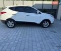 Белый Хендай их35, объемом двигателя 2 л и пробегом 178 тыс. км за 12800 $, фото 3 на Automoto.ua