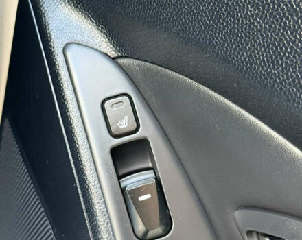 Белый Хендай их35, объемом двигателя 2 л и пробегом 204 тыс. км за 13950 $, фото 23 на Automoto.ua