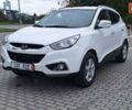 Белый Хендай их35, объемом двигателя 1.7 л и пробегом 212 тыс. км за 11400 $, фото 1 на Automoto.ua