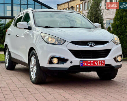 Белый Хендай их35, объемом двигателя 2 л и пробегом 169 тыс. км за 13300 $, фото 12 на Automoto.ua
