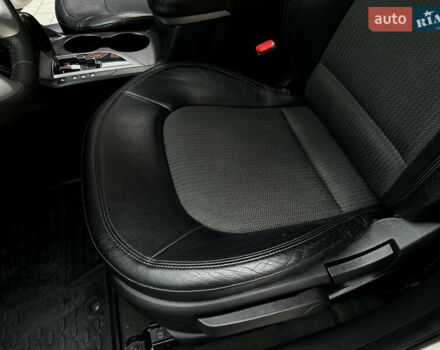 Белый Хендай их35, объемом двигателя 2 л и пробегом 178 тыс. км за 11900 $, фото 25 на Automoto.ua