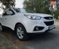 Білий Хендай іх35, об'ємом двигуна 2 л та пробігом 156 тис. км за 11800 $, фото 1 на Automoto.ua