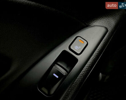 Белый Хендай их35, объемом двигателя 2 л и пробегом 178 тыс. км за 11900 $, фото 45 на Automoto.ua