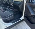 Белый Хендай их35, объемом двигателя 2 л и пробегом 178 тыс. км за 12800 $, фото 11 на Automoto.ua