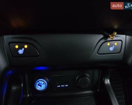 Белый Хендай их35, объемом двигателя 2 л и пробегом 211 тыс. км за 12999 $, фото 44 на Automoto.ua