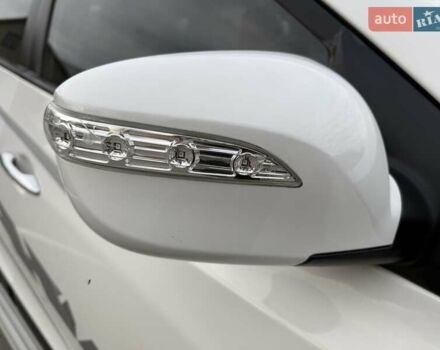 Білий Хендай іх35, об'ємом двигуна 2 л та пробігом 133 тис. км за 9600 $, фото 12 на Automoto.ua