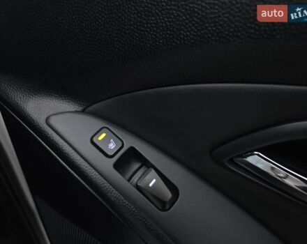 Белый Хендай их35, объемом двигателя 2 л и пробегом 211 тыс. км за 12999 $, фото 57 на Automoto.ua