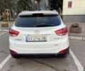 Белый Хендай их35, объемом двигателя 2 л и пробегом 144 тыс. км за 14100 $, фото 3 на Automoto.ua