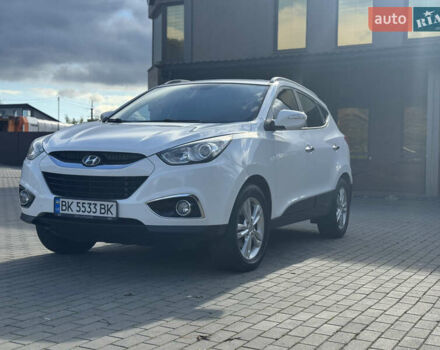 Білий Хендай іх35, об'ємом двигуна 1.69 л та пробігом 248 тис. км за 11450 $, фото 1 на Automoto.ua