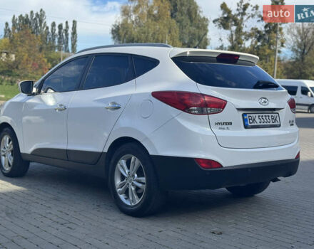 Білий Хендай іх35, об'ємом двигуна 1.69 л та пробігом 248 тис. км за 11450 $, фото 11 на Automoto.ua