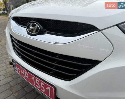 Білий Хендай іх35, об'ємом двигуна 2 л та пробігом 180 тис. км за 16300 $, фото 32 на Automoto.ua