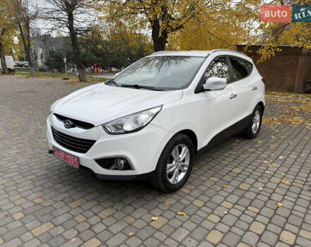 Білий Хендай іх35, об'ємом двигуна 2 л та пробігом 180 тис. км за 16300 $, фото 5 на Automoto.ua