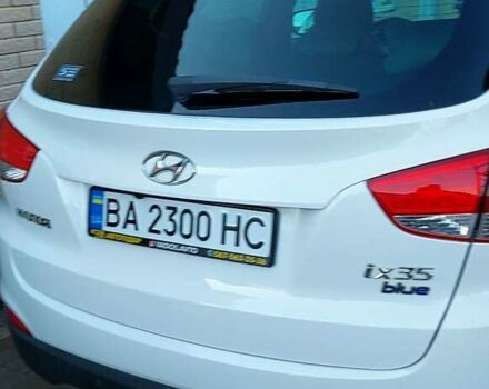 Білий Хендай іх35, об'ємом двигуна 1.69 л та пробігом 218 тис. км за 13800 $, фото 3 на Automoto.ua