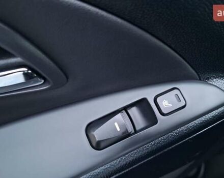 Білий Хендай іх35, об'ємом двигуна 2 л та пробігом 208 тис. км за 13999 $, фото 14 на Automoto.ua