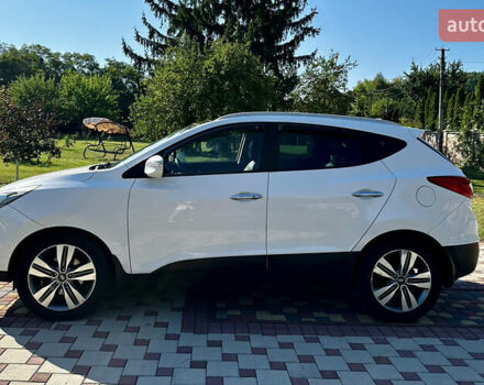 Білий Хендай іх35, об'ємом двигуна 2 л та пробігом 144 тис. км за 16000 $, фото 3 на Automoto.ua