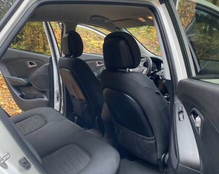 Хендай их35 2013 в Львове на Automoto.ua Белый Хендай их35, объемом двигателя 2 л и пробегом 297 тыс. км за 10800 $, фото 26 на Automoto.ua