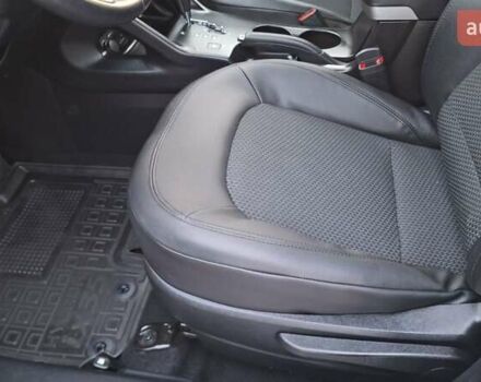 Білий Хендай іх35, об'ємом двигуна 2 л та пробігом 208 тис. км за 13999 $, фото 7 на Automoto.ua