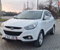 Білий Хендай іх35, об'ємом двигуна 2 л та пробігом 208 тис. км за 13999 $, фото 1 на Automoto.ua