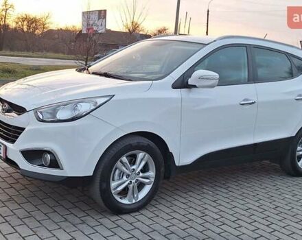 Білий Хендай іх35, об'ємом двигуна 2 л та пробігом 208 тис. км за 13999 $, фото 49 на Automoto.ua